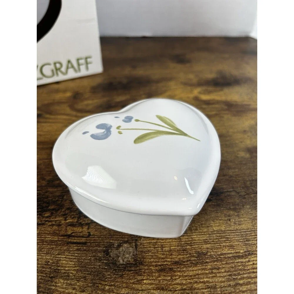 Pfaltzgraff Country Airs Heart Potpourri Box Garland Open Box New Vintage Decor